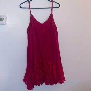 Flowy pink dress with straps